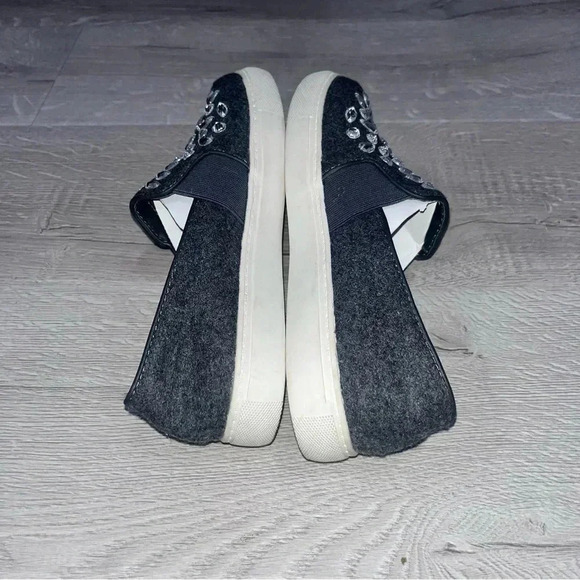 SUGAR SLIP ONS WITH EMBELLISHMENTS ON TOP - Picture 4 of 4